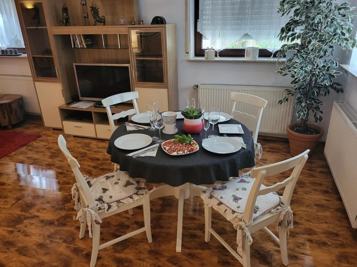 Ferienwohnung Fuer 4 Personen Mit Schnellem Wlan, Glasfaser, Tv Paket Beilstein  外观 照片